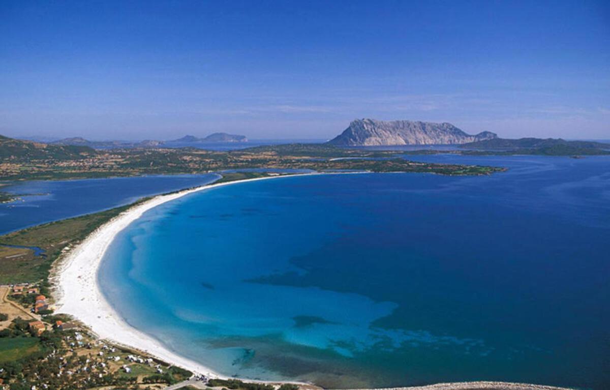 הוילה סאן תאודורו Trilocale Dory A San Teodoro מראה חיצוני תמונה